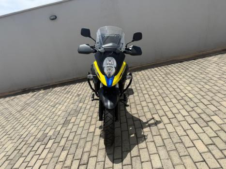 SUZUKI V-Strom DL 650 XT, Foto 3