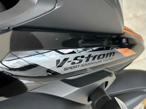 SUZUKI V-Strom DL 650 XT, Foto 15