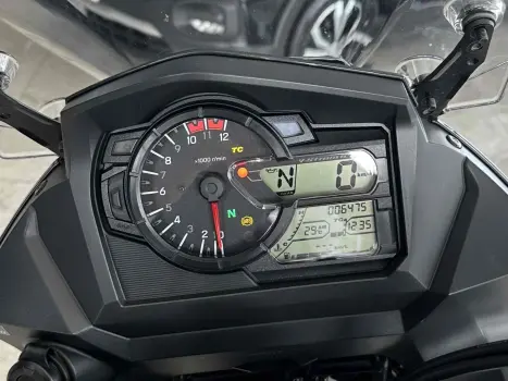SUZUKI V-Strom DL 650 XT, Foto 24