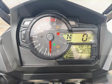 SUZUKI V-Strom DL 650 XT, Foto 2