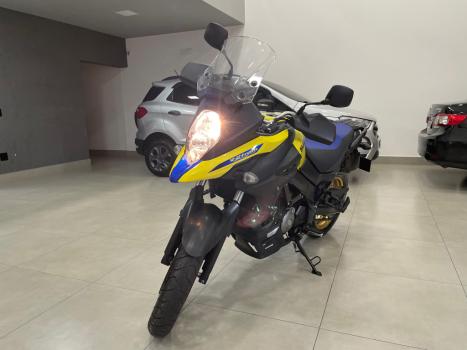 SUZUKI V-Strom DL 650 XT, Foto 2