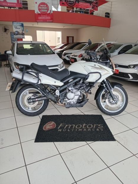 SUZUKI V-Strom DL 650 , Foto 1