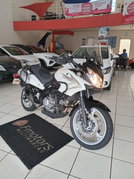 SUZUKI V-Strom DL 650 , Foto 2