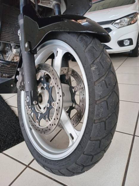 SUZUKI V-Strom DL 650 , Foto 3