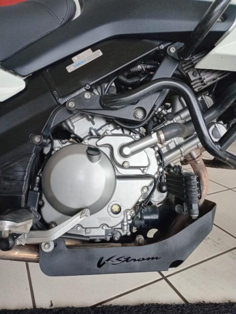 SUZUKI V-Strom DL 650 , Foto 5