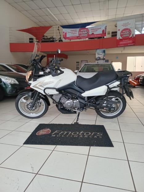 SUZUKI V-Strom DL 650 , Foto 6