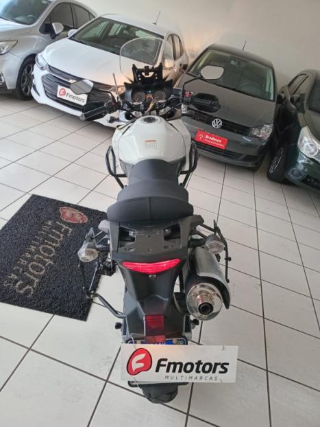 SUZUKI V-Strom DL 650 , Foto 10