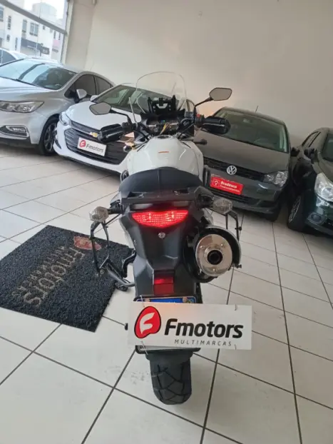 SUZUKI V-Strom DL 650 , Foto 11