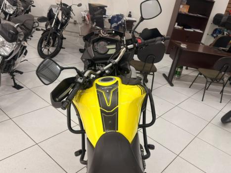 SUZUKI V-Strom DL 650 XT, Foto 4