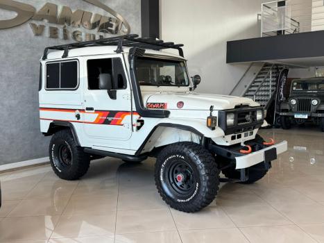 TOYOTA Bandeirante Pick-up 3.7 BJ55LP-2BL 4X4 CD DIESEL, Foto 2