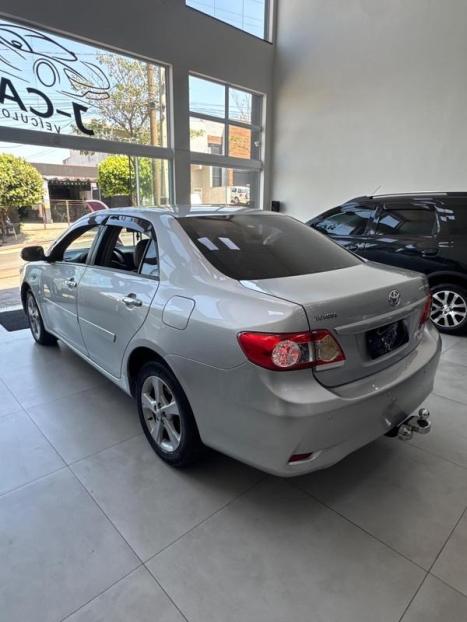 TOYOTA Corolla 1.6 16V 4P DX, Foto 6