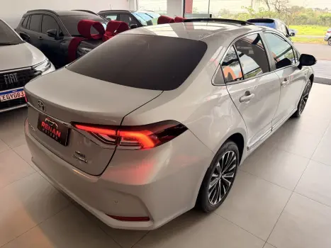 TOYOTA Corolla 1.8 16V 4P FLEX H�BRIDO ALTIS A PREMIUM AUTOM�TICO CVT, Foto 2