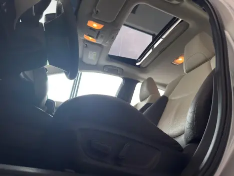 TOYOTA Corolla 1.8 16V 4P FLEX H�BRIDO ALTIS A PREMIUM AUTOM�TICO CVT, Foto 17