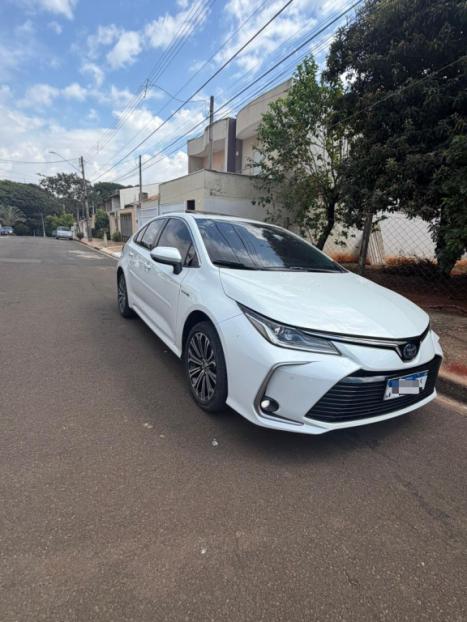 TOYOTA Corolla 1.8 16V 4P FLEX H�BRIDO ALTIS A PREMIUM AUTOM�TICO CVT, Foto 3