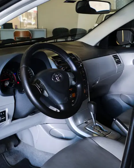 TOYOTA Corolla 1.8 16V 4P GLI AUTOM�TICO, Foto 9