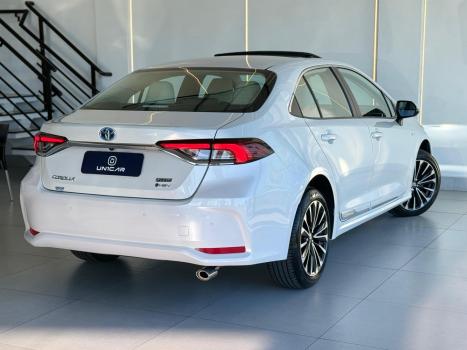 TOYOTA Corolla 1.8 16V 4P FLEX H�BRIDO ALTIS A PREMIUM AUTOM�TICO CVT, Foto 4