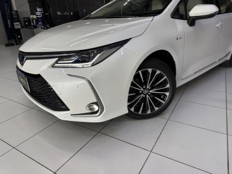 TOYOTA Corolla 1.8 16V 4P FLEX H�BRIDO ALTIS A PREMIUM AUTOM�TICO CVT, Foto 21