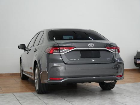 TOYOTA Corolla 1.8 16V 4P XEI, Foto 4