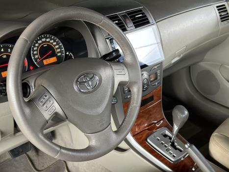 TOYOTA Corolla 1.8 16V 4P SEG AUTOMÁTICO, Foto 2