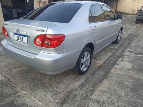 TOYOTA Corolla 1.8 16V 4P XEI, Foto 6