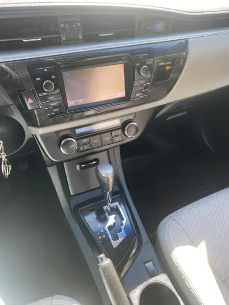 TOYOTA Corolla 2.0 16V 4P FLEX XEI DIRECT SHIFT AUTOMTICO CVT, Foto 9