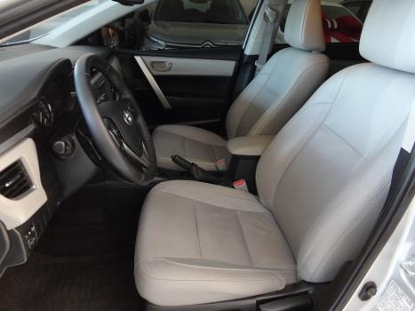 TOYOTA Corolla 2.0 16V 4P FLEX XEI DIRECT SHIFT AUTOMTICO CVT, Foto 9