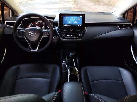 TOYOTA Corolla 2.0 16V 4P FLEX XEI DIRECT SHIFT AUTOM�TICO CVT, Foto 12