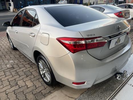 TOYOTA Corolla 2.0 16V 4P FLEX XEI DIRECT SHIFT AUTOMTICO CVT, Foto 6