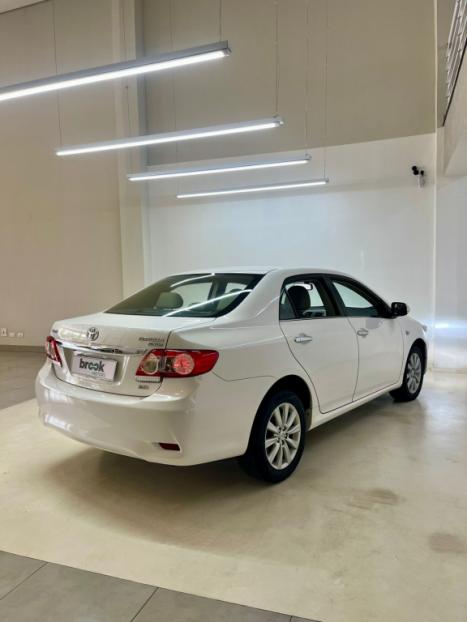 TOYOTA Corolla 2.0 16V 4P ALTIS FLEX AUTOMTICO, Foto 4
