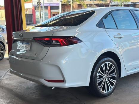 TOYOTA Corolla 2.0 16V 4P FLEX XEI DIRECT SHIFT AUTOM�TICO CVT, Foto 4