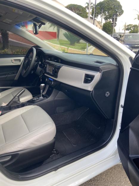 TOYOTA Corolla 2.0 16V 4P FLEX XEI DIRECT SHIFT AUTOM�TICO CVT, Foto 4