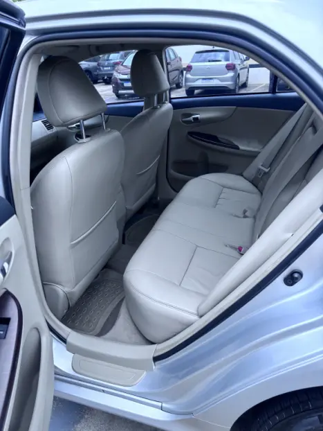 TOYOTA Corolla 2.0 16V 4P ALTIS FLEX AUTOM�TICO, Foto 8