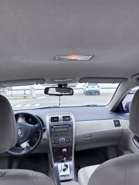 TOYOTA Corolla 2.0 16V 4P ALTIS FLEX AUTOM�TICO, Foto 9