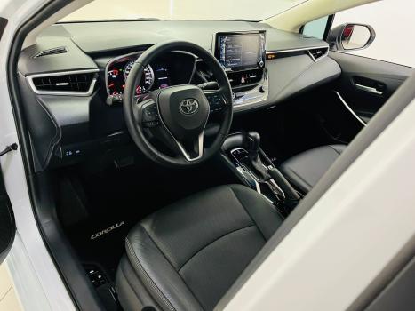 TOYOTA Corolla 2.0 16V 4P FLEX XEI DIRECT SHIFT AUTOM�TICO CVT, Foto 3