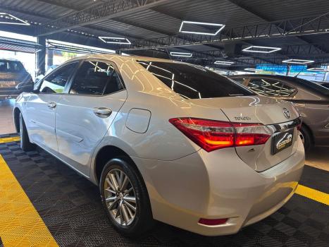 TOYOTA Corolla 2.0 16V 4P FLEX XEI DIRECT SHIFT AUTOM�TICO CVT, Foto 5