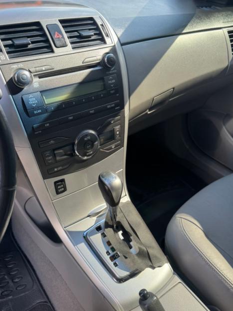 TOYOTA Corolla 2.0 16V 4P FLEX XEI DIRECT SHIFT AUTOM�TICO CVT, Foto 3