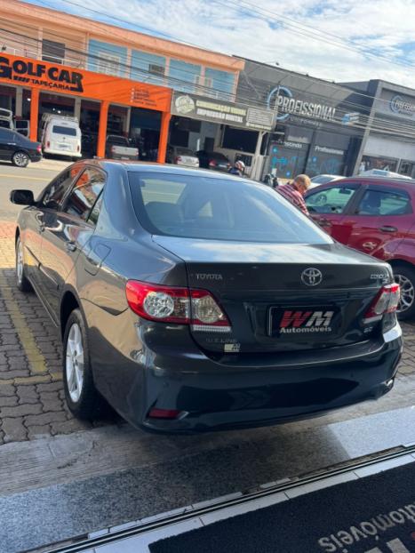 TOYOTA Corolla 2.0 16V 4P FLEX XEI DIRECT SHIFT AUTOM�TICO CVT, Foto 9