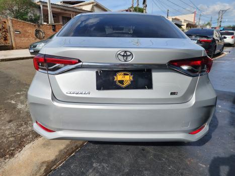 TOYOTA Corolla 2.0 16V 4P FLEX XEI DIRECT SHIFT AUTOM�TICO CVT, Foto 5