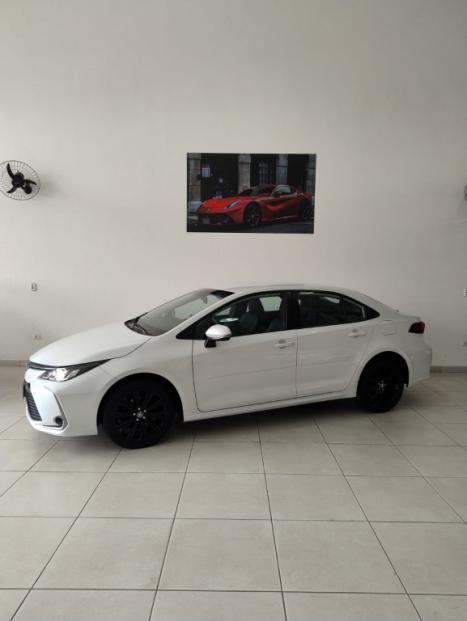 TOYOTA Corolla 2.0 16V 4P FLEX XEI DIRECT SHIFT AUTOM�TICO CVT, Foto 1