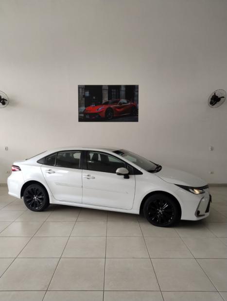 TOYOTA Corolla 2.0 16V 4P FLEX XEI DIRECT SHIFT AUTOM�TICO CVT, Foto 4