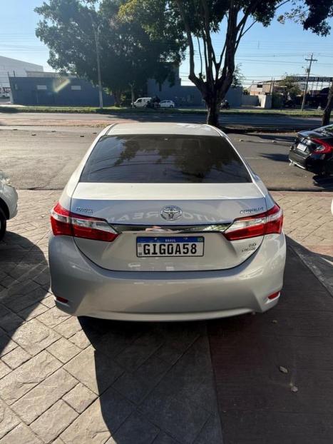 TOYOTA Corolla 2.0 16V 4P FLEX ALTIS DIRECT SHIFT AUTOM�TICO CVT, Foto 4