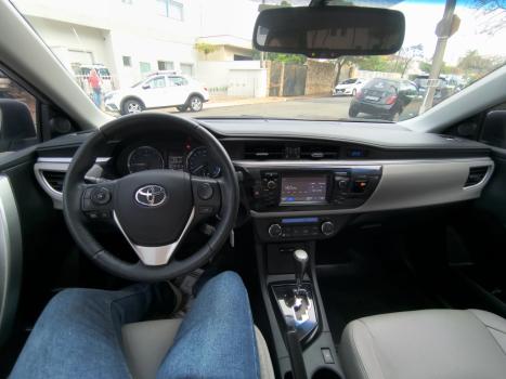 TOYOTA Corolla 2.0 16V 4P FLEX XEI DIRECT SHIFT AUTOM�TICO CVT, Foto 6