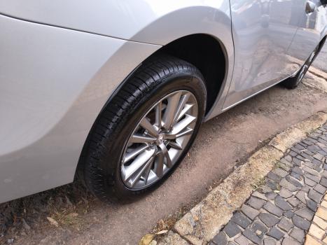 TOYOTA Corolla 2.0 16V 4P FLEX XEI DIRECT SHIFT AUTOM�TICO CVT, Foto 8