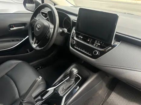 TOYOTA Corolla 2.0 16V 4P FLEX XEI DIRECT SHIFT AUTOM�TICO CVT, Foto 8