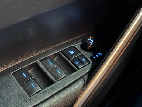 TOYOTA Corolla Cross 2.0 16V 4P FLEX VVT-IE XR DIRECT SHIFT AUTOM�TICO CVT, Foto 21