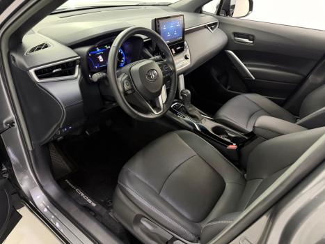TOYOTA Corolla Cross 2.0 16V 4P FLEX VVT-IE XRE DIRECT SHIFT AUTOM�TICO CVT, Foto 3