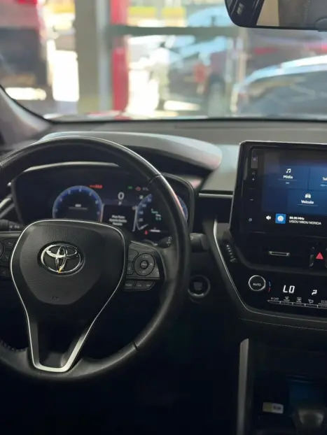 TOYOTA Corolla Cross 2.0 16V 4P FLEX VVT-IE XRE DIRECT SHIFT AUTOM�TICO CVT, Foto 2