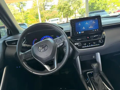 TOYOTA Corolla Cross 2.0 16V 4P FLEX VVT-IE XRE DIRECT SHIFT AUTOM�TICO CVT, Foto 18