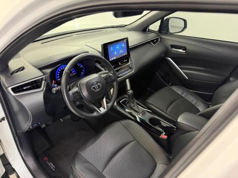 TOYOTA Corolla Cross 2.0 16V 4P FLEX VVT-IE XRE DIRECT SHIFT AUTOM�TICO CVT, Foto 3