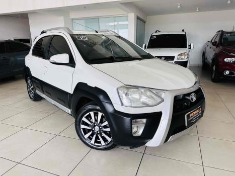 TOYOTA Etios Cross 1.5 16V 4P, Foto 2